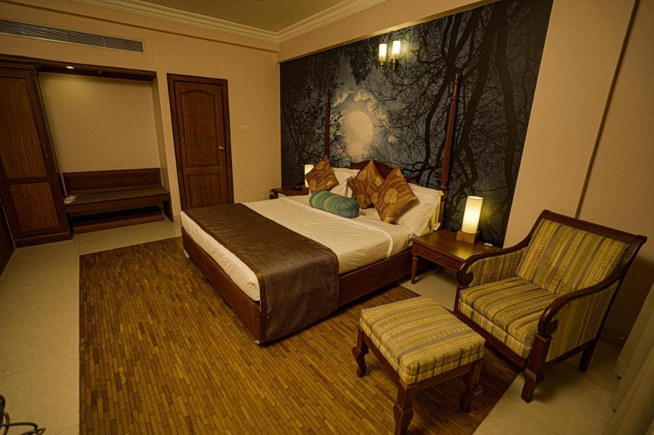Casino Hotels Ltd Thrissur Exterior foto