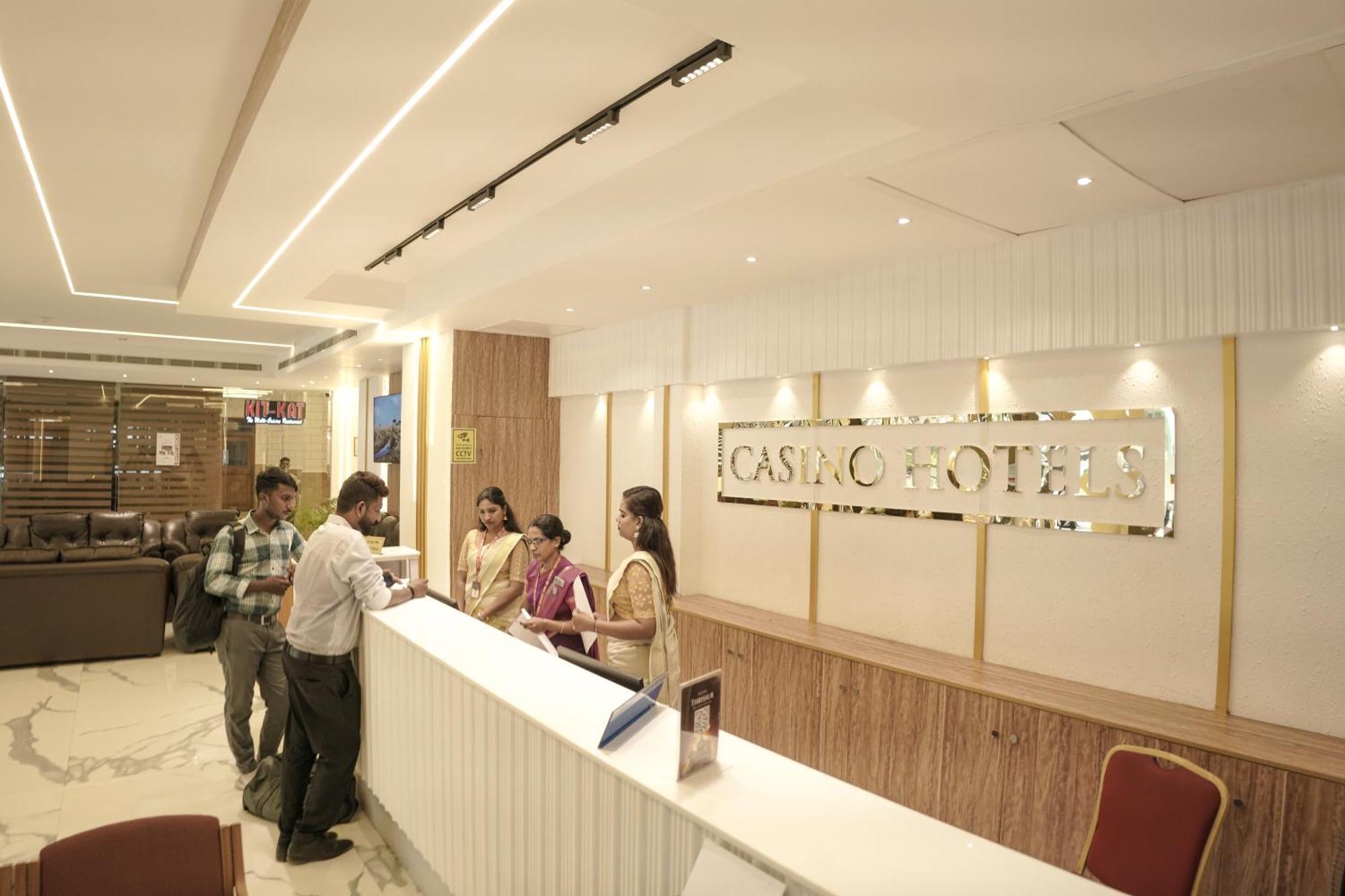 Casino Hotels Ltd Thrissur Exterior foto