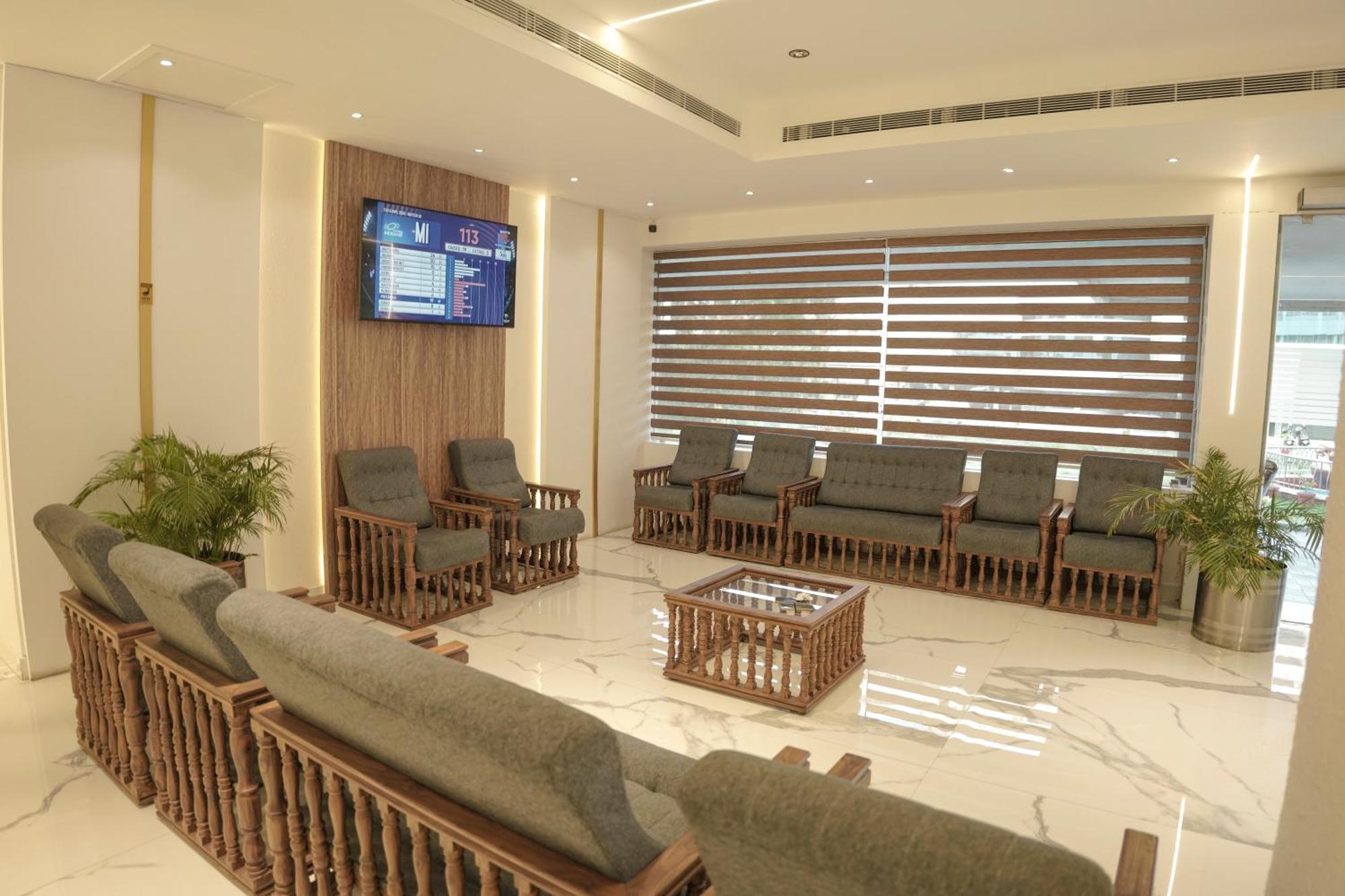 Casino Hotels Ltd Thrissur Exterior foto