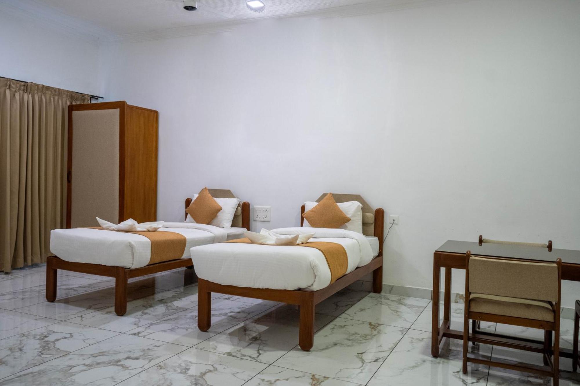 Casino Hotels Ltd Thrissur Exterior foto