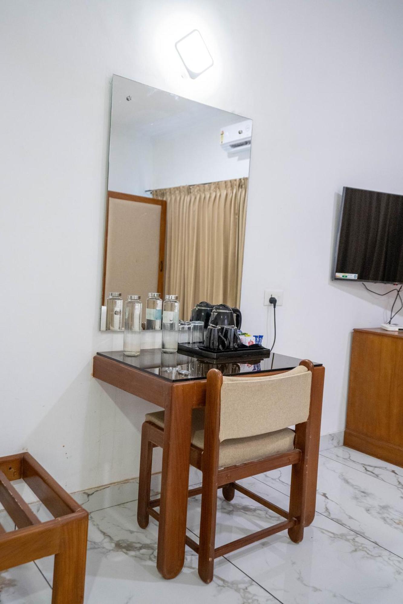 Casino Hotels Ltd Thrissur Exterior foto