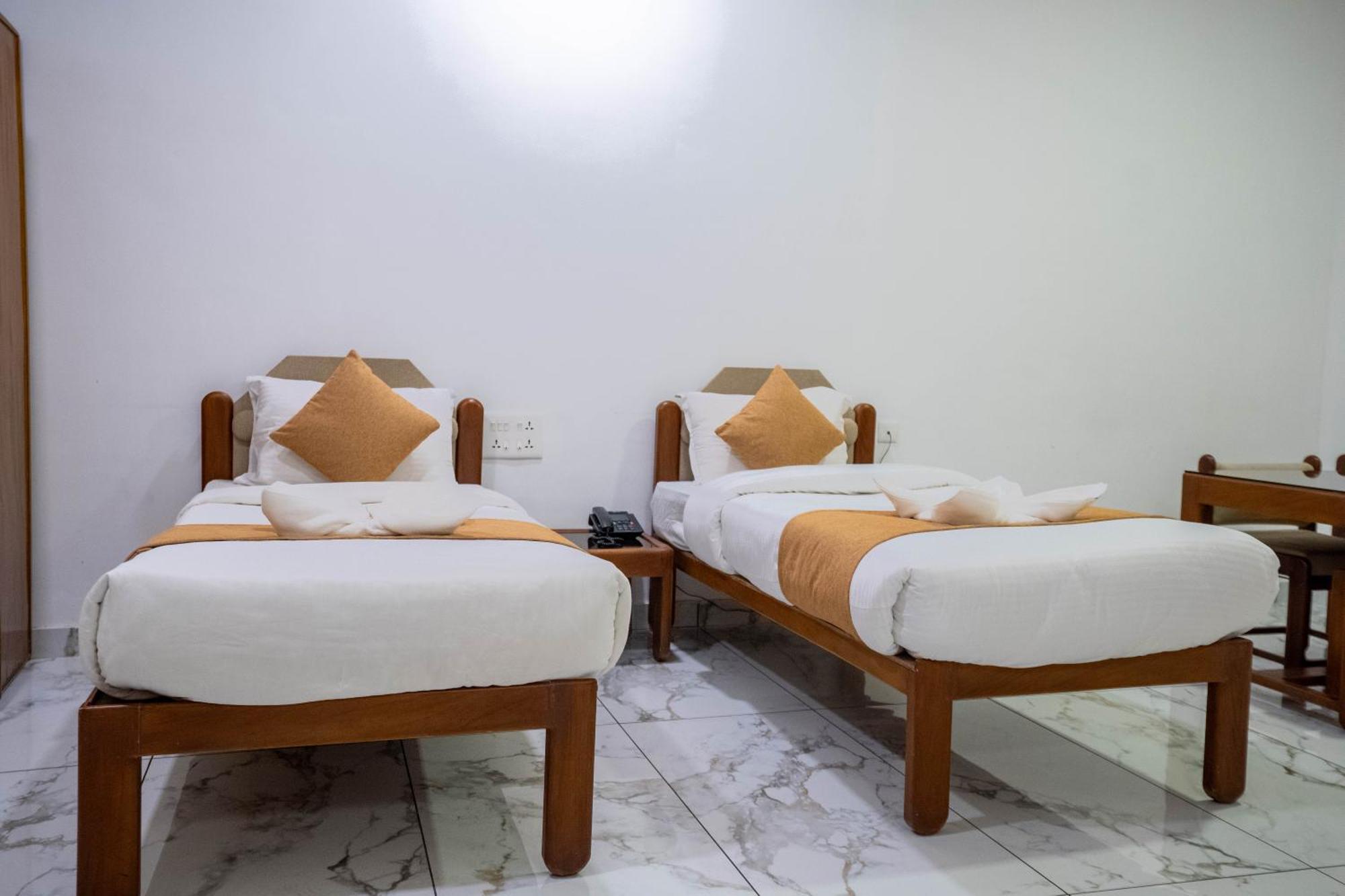Casino Hotels Ltd Thrissur Exterior foto