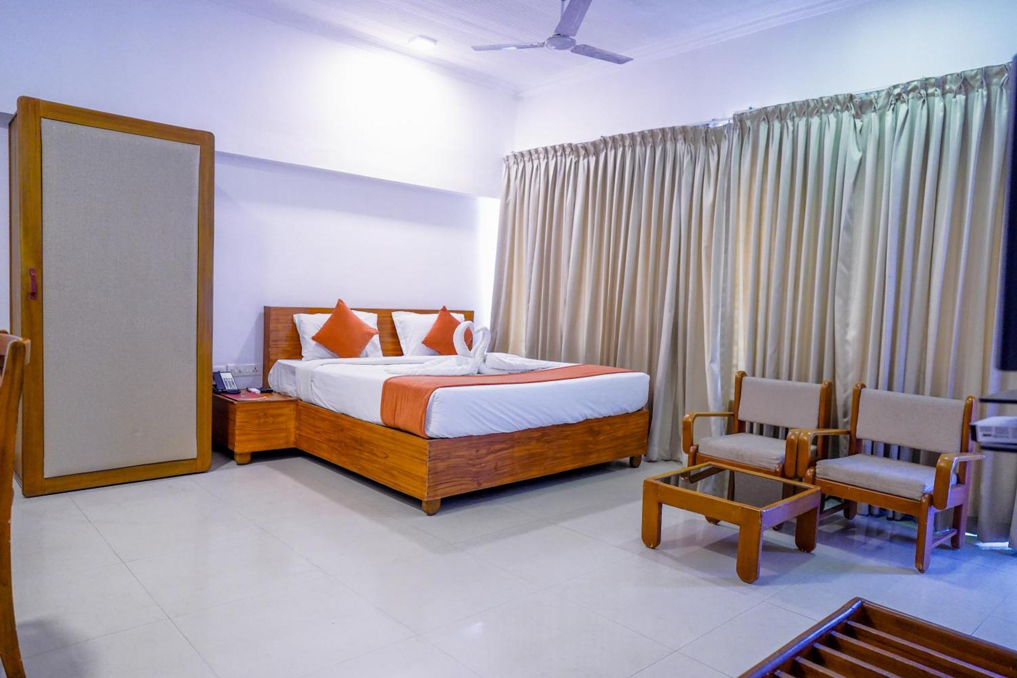 Casino Hotels Ltd Thrissur Exterior foto