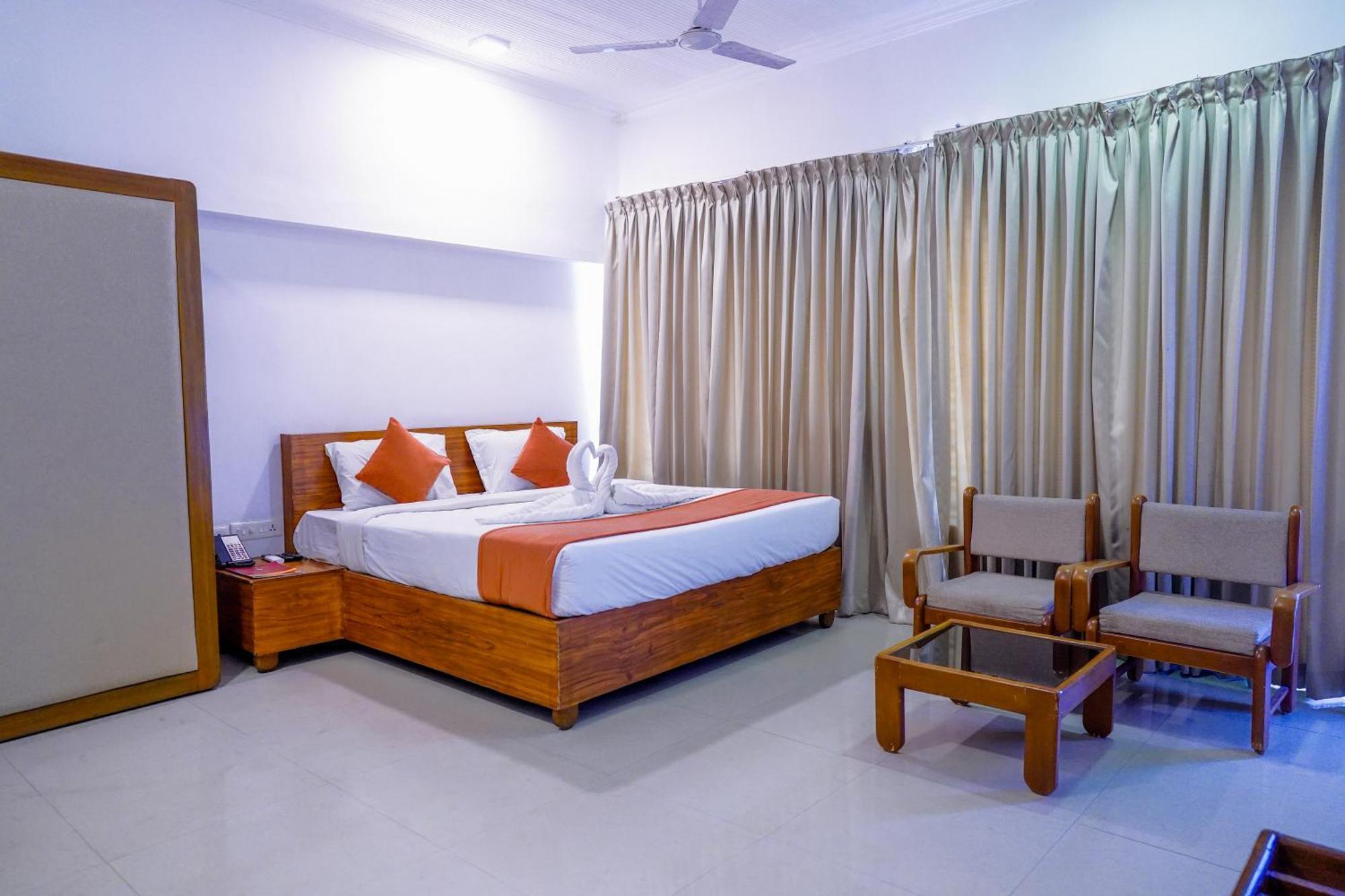 Casino Hotels Ltd Thrissur Exterior foto