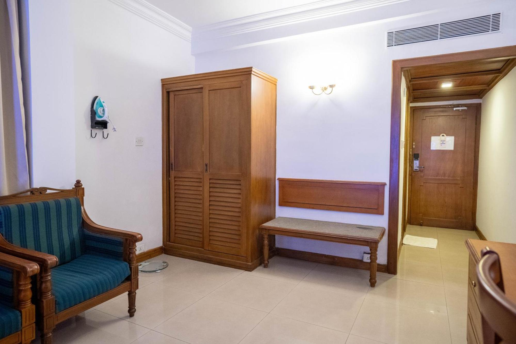 Casino Hotels Ltd Thrissur Exterior foto