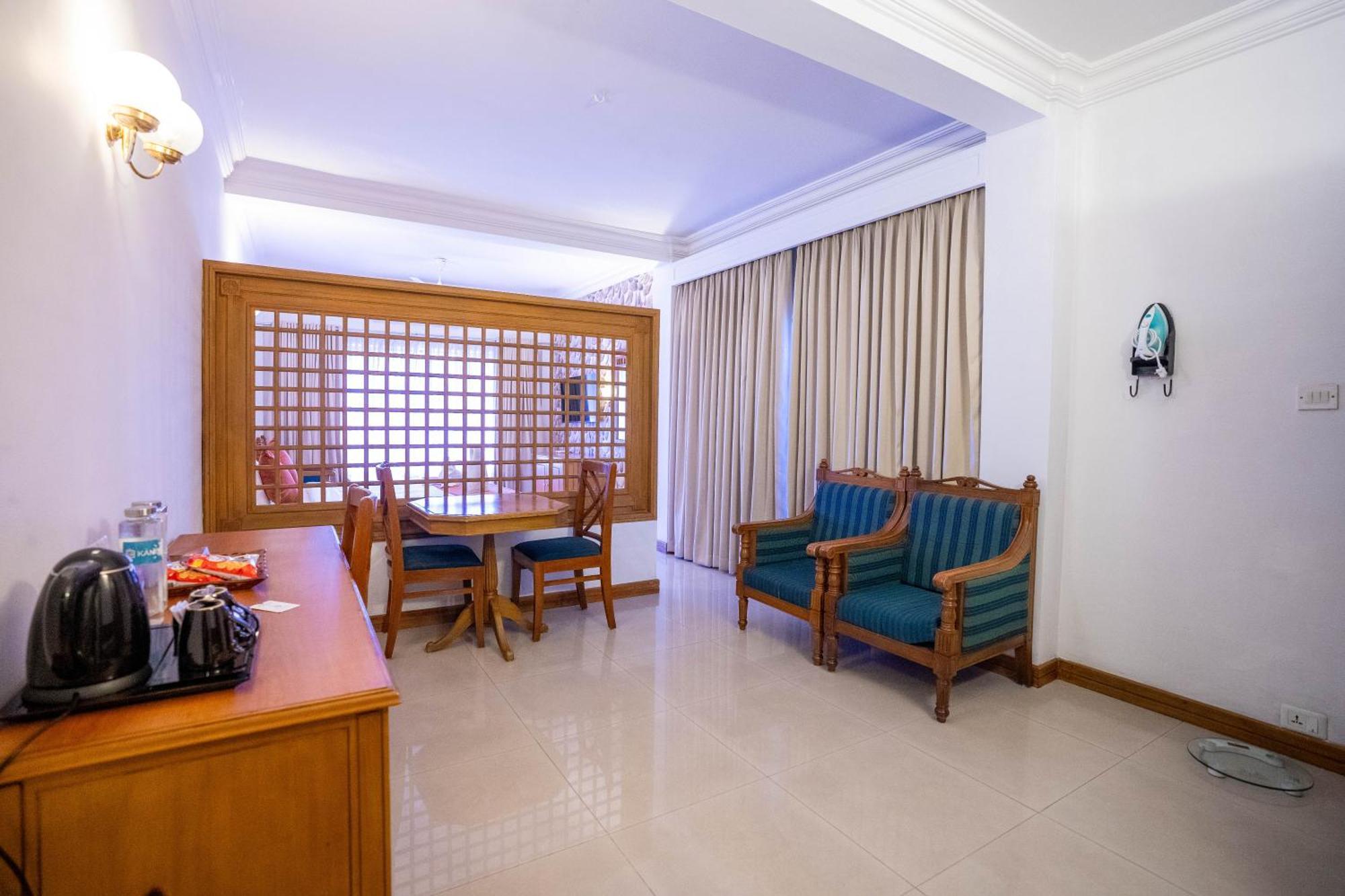 Casino Hotels Ltd Thrissur Exterior foto