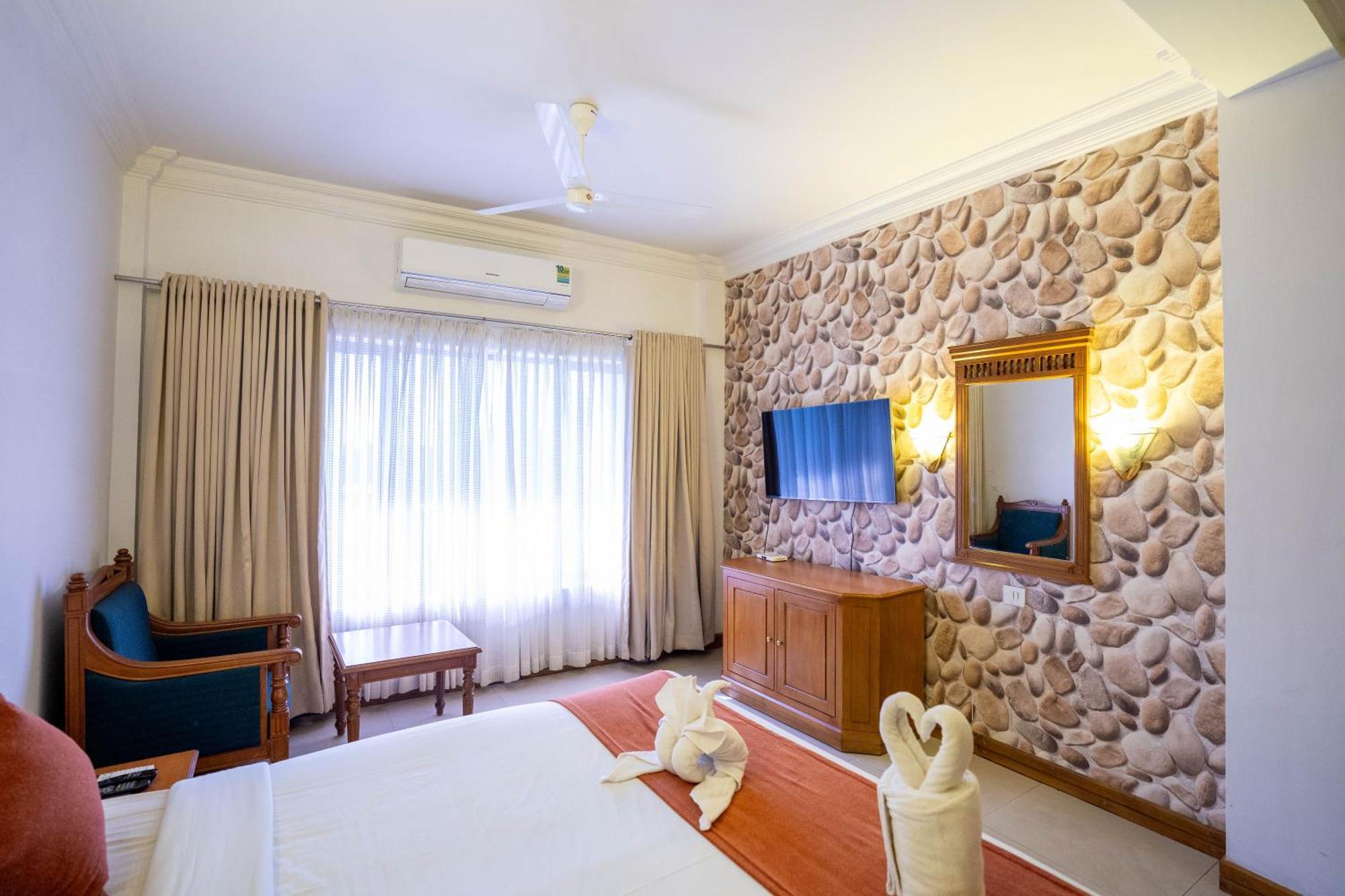Casino Hotels Ltd Thrissur Exterior foto