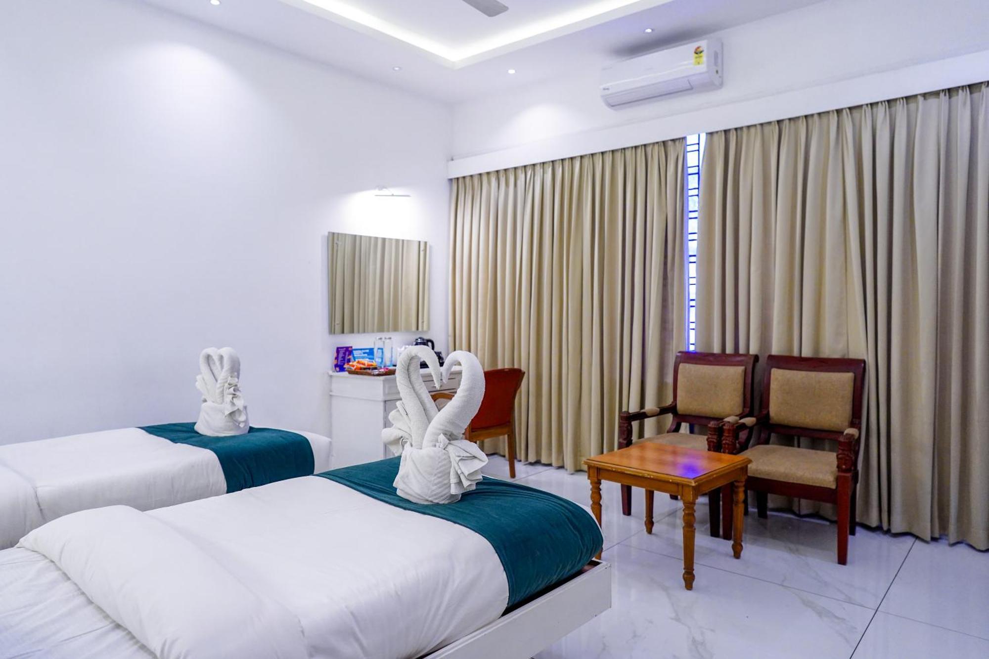 Casino Hotels Ltd Thrissur Exterior foto