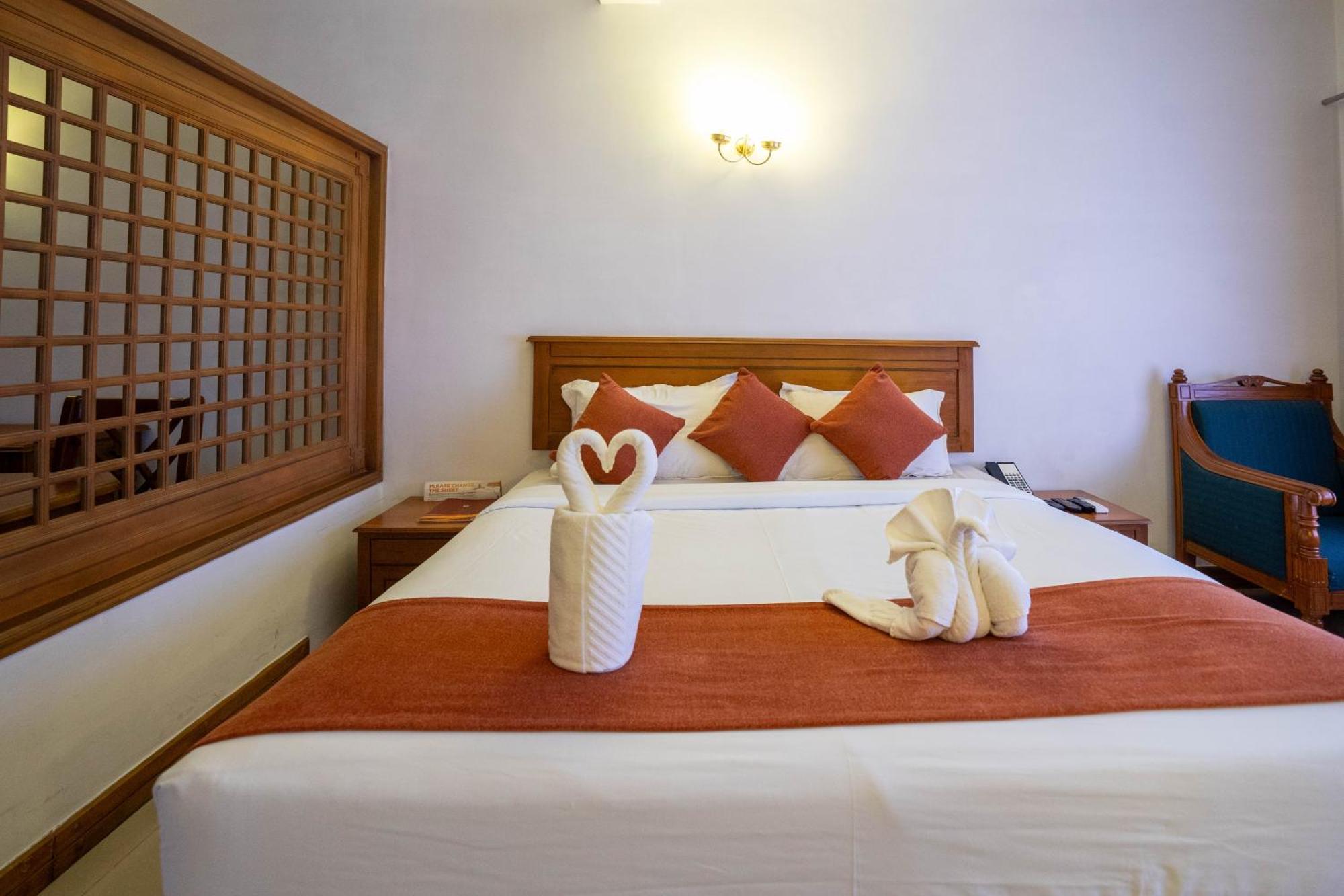 Casino Hotels Ltd Thrissur Exterior foto